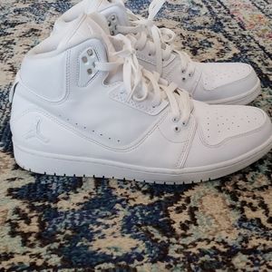 Mens Air Jordans - White, Size 11.5
